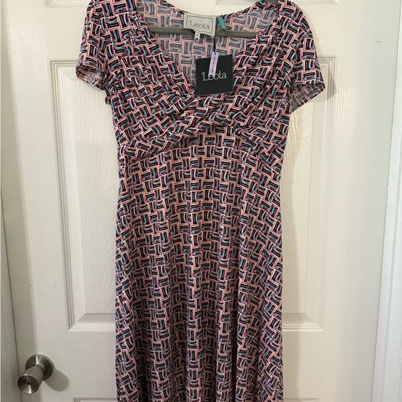 Leota Dresses & Skirts - Leota Multicolor Abstract Dress